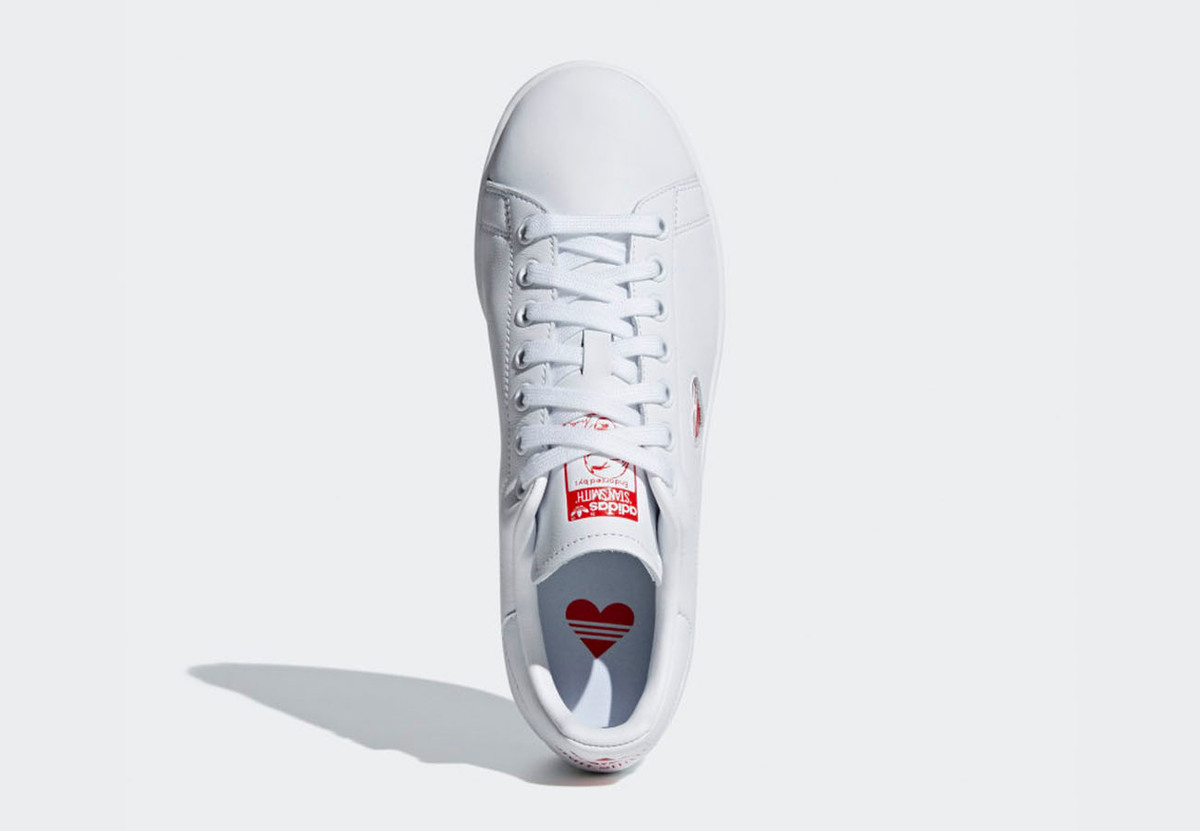 Adidas Adds An Alternate ‘Love’ Stan Smith To the 'Valentine’s Day' Pack
