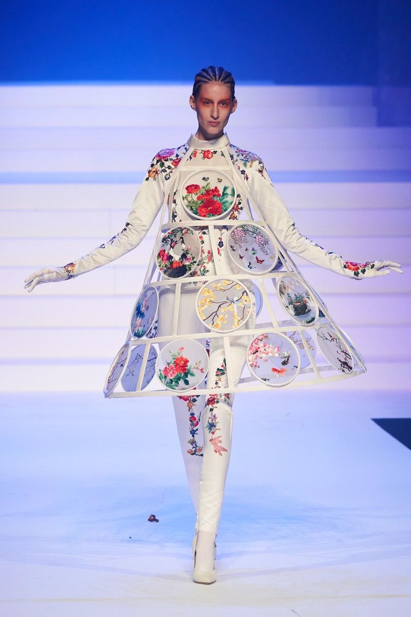  Jean Paul Gaultier’s Final Couture Show Serves Some Serious Star Power