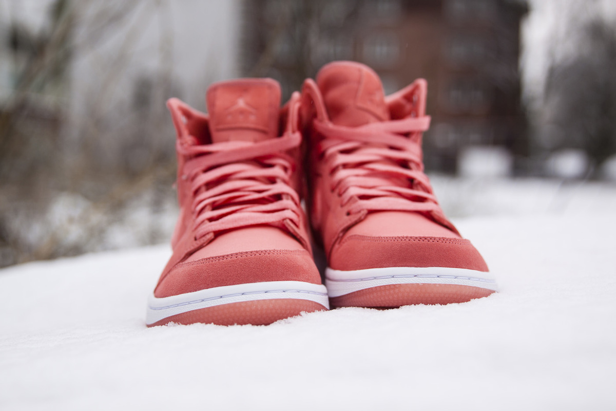High Top Weather: A FIZZY Snow Day With The Nike Air Jordan