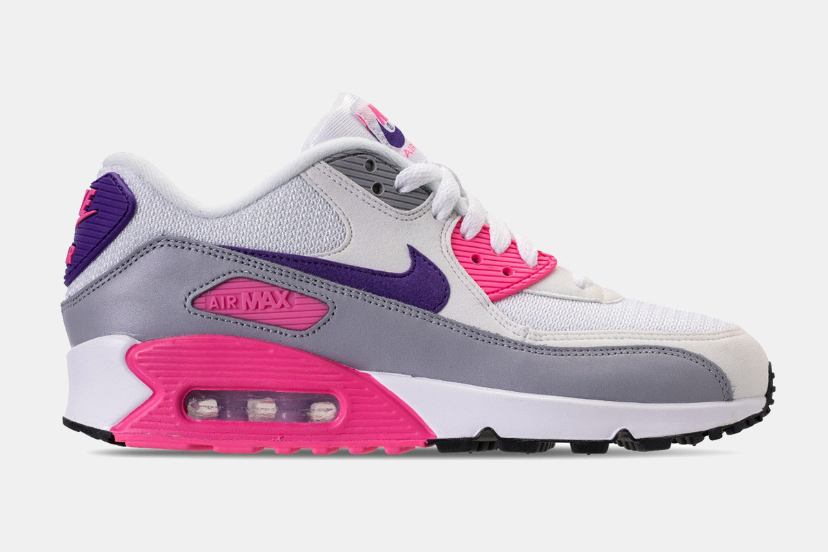 They Have Returned! The Original Nike Air Max 90 Are Back