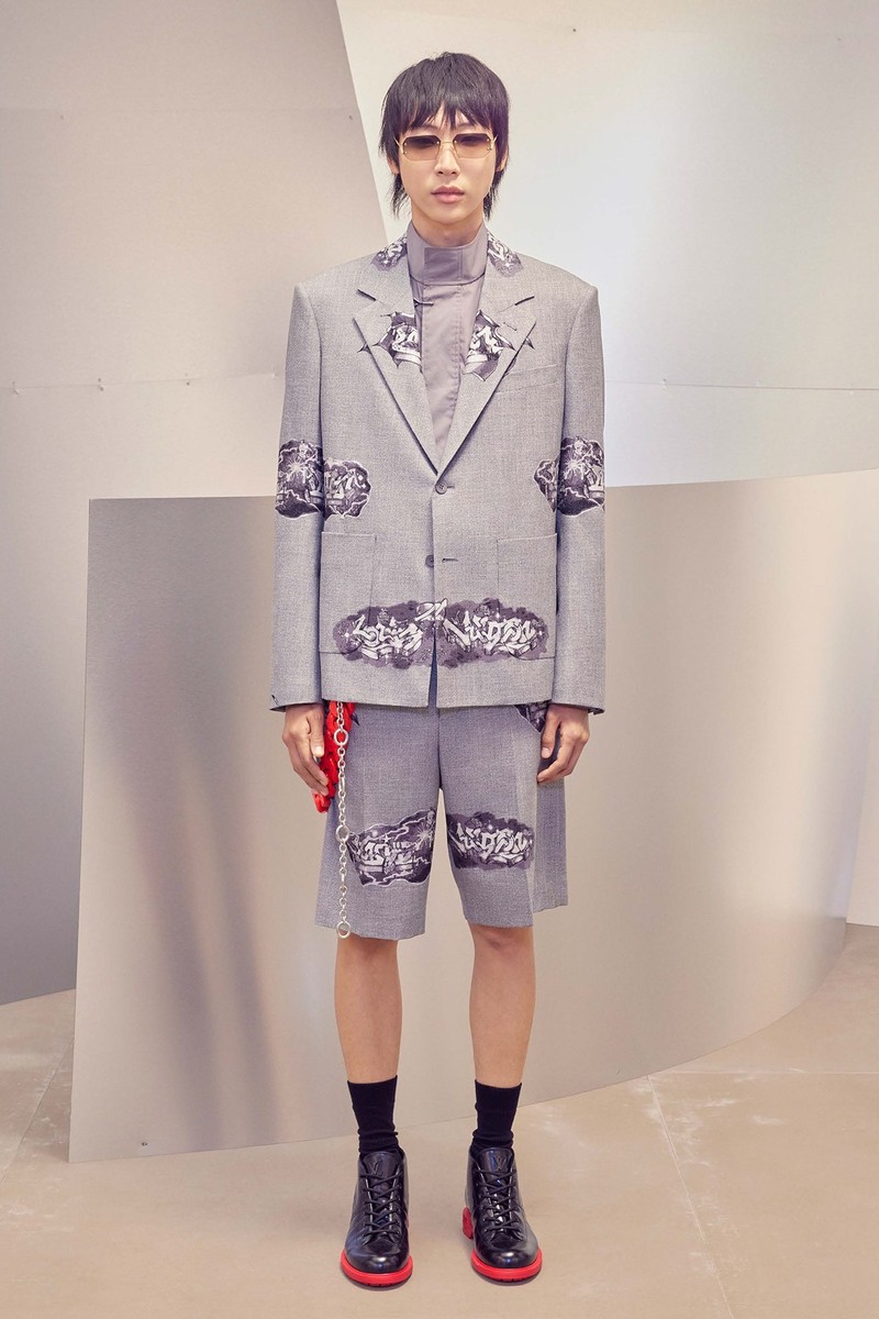 Louis Vuitton Reveals Virgil Abloh’s Final Menswear Collection For Pre-Fall 2022