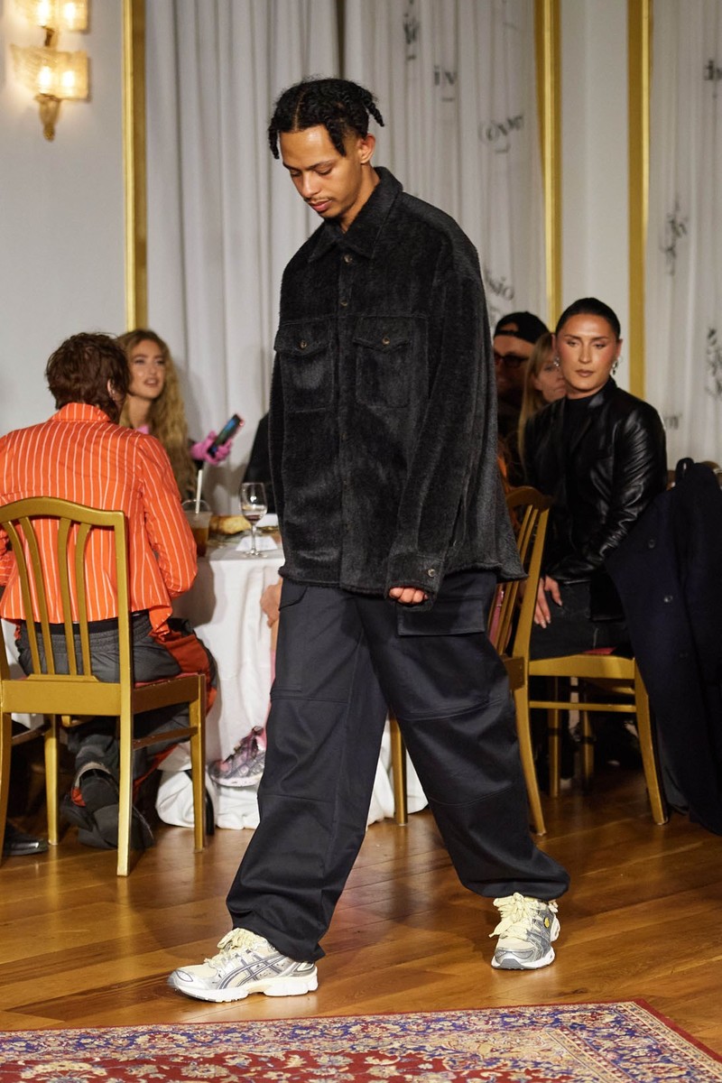(Di)vision’s FW23 “Dressed for Disaster” Collection Was Everything Y2K