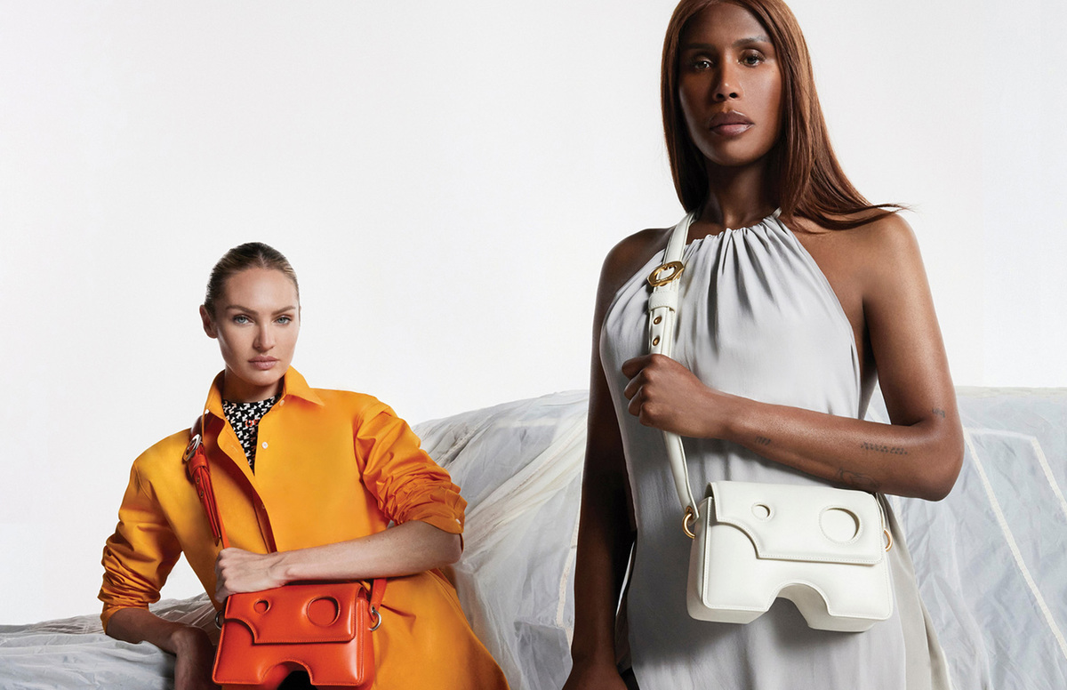 Off-White™ Showcases The Burrow Bag in New FW21 Campaign