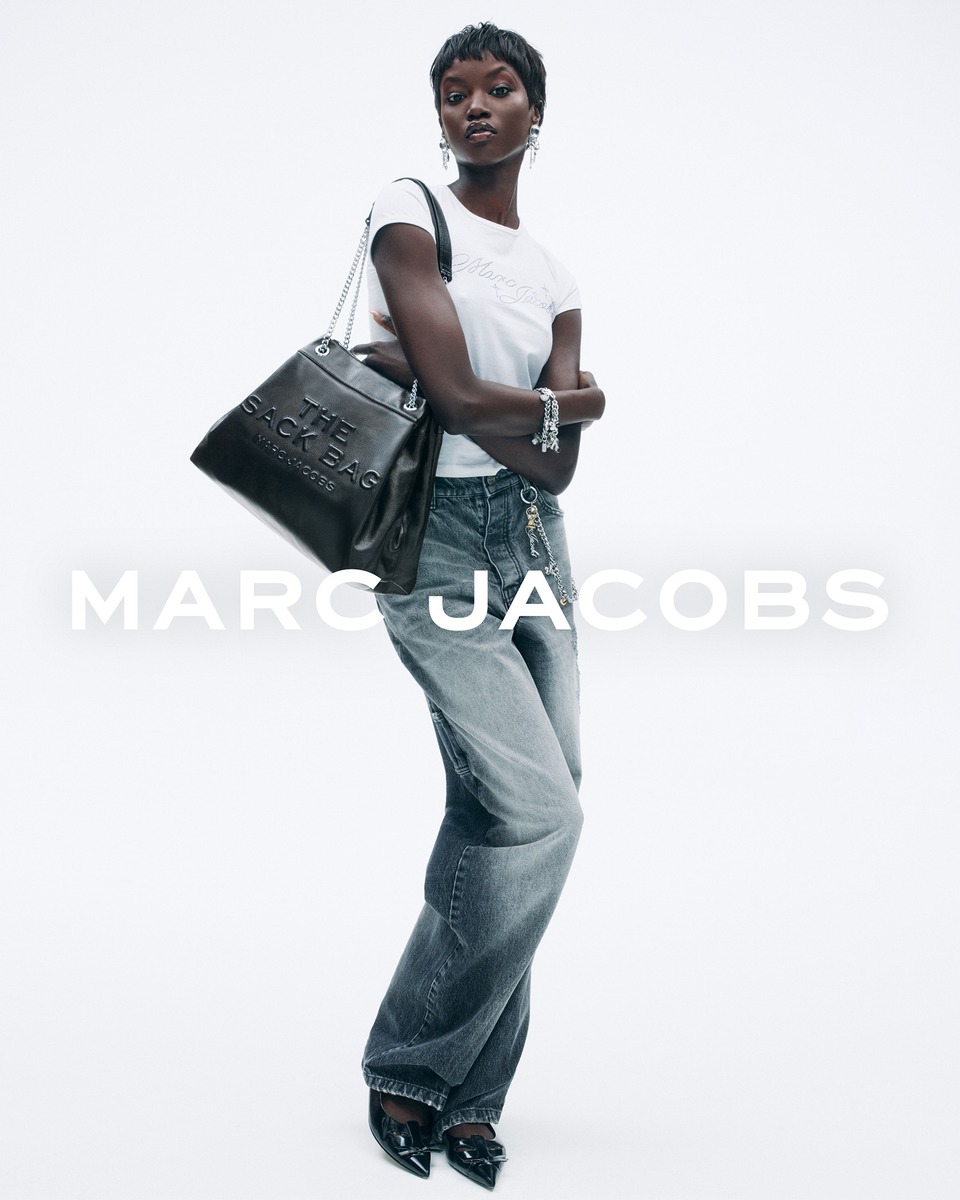 Emily Ratajkowski Stars In Marc Jacobs' "The Dual" Bag Campaign