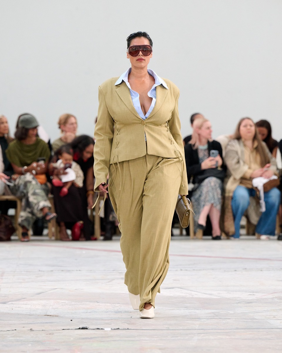 Gestuz’s SS27 Collection Made Me Want To Dress Like I’m In A ’70s Movie