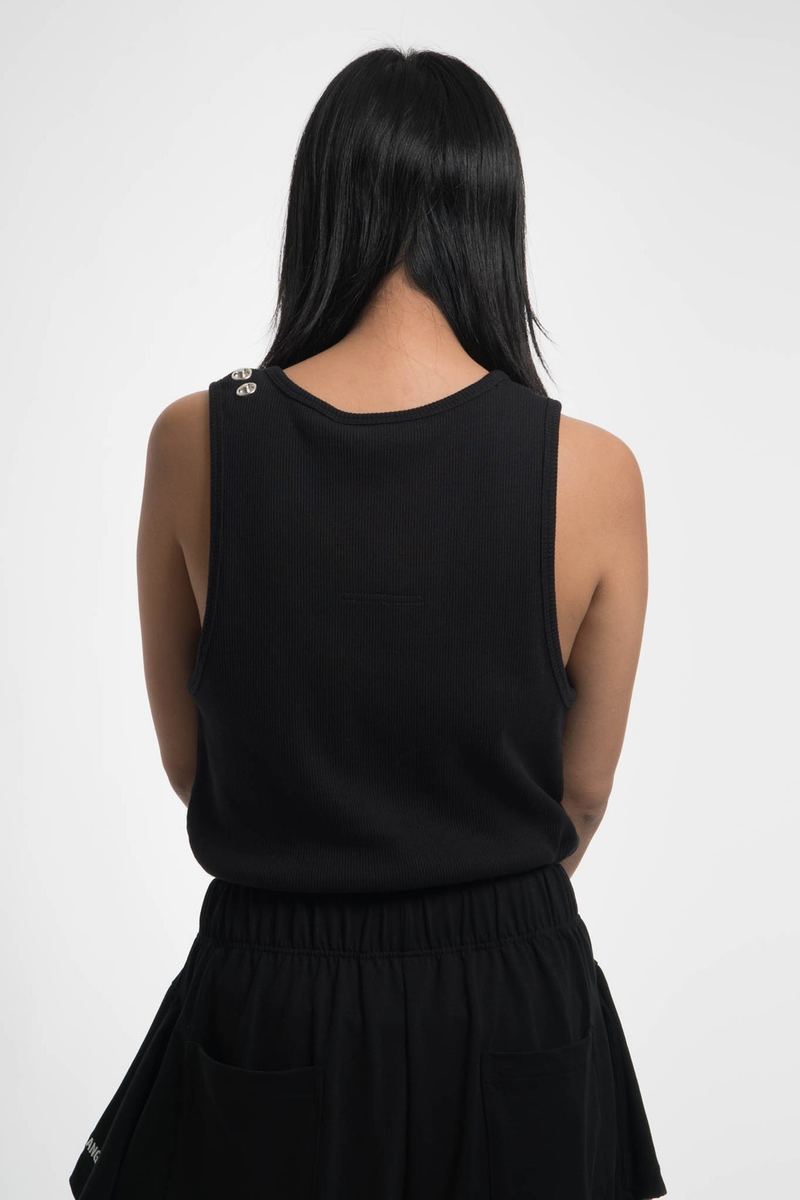Helmut Lang Pre-Spring 2018 Is A Black Streetwear Masterpiece