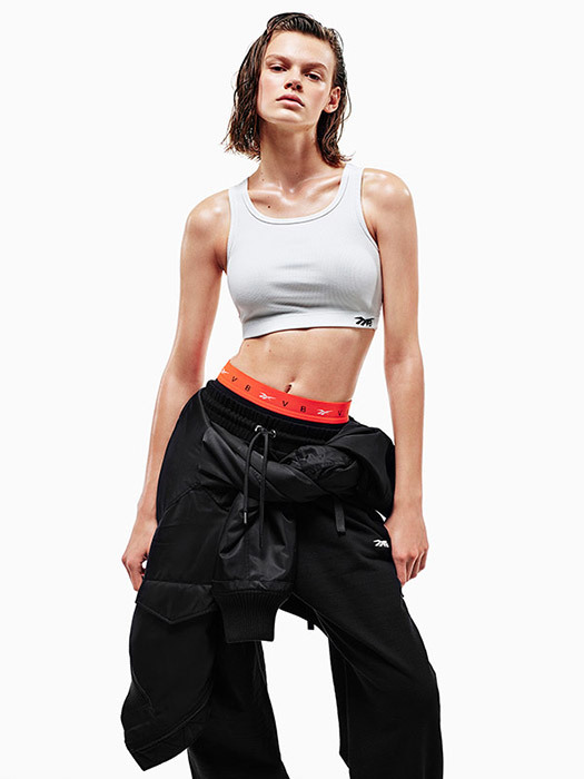 Victoria Beckham Has Collaborated With Reebok For New Athleticwear Collection