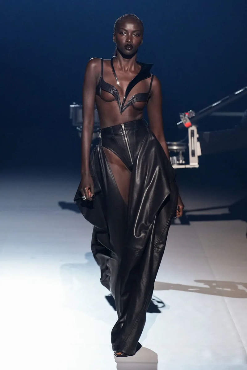 Mugler’s FW23 Runway Return Gave Serious Attitude