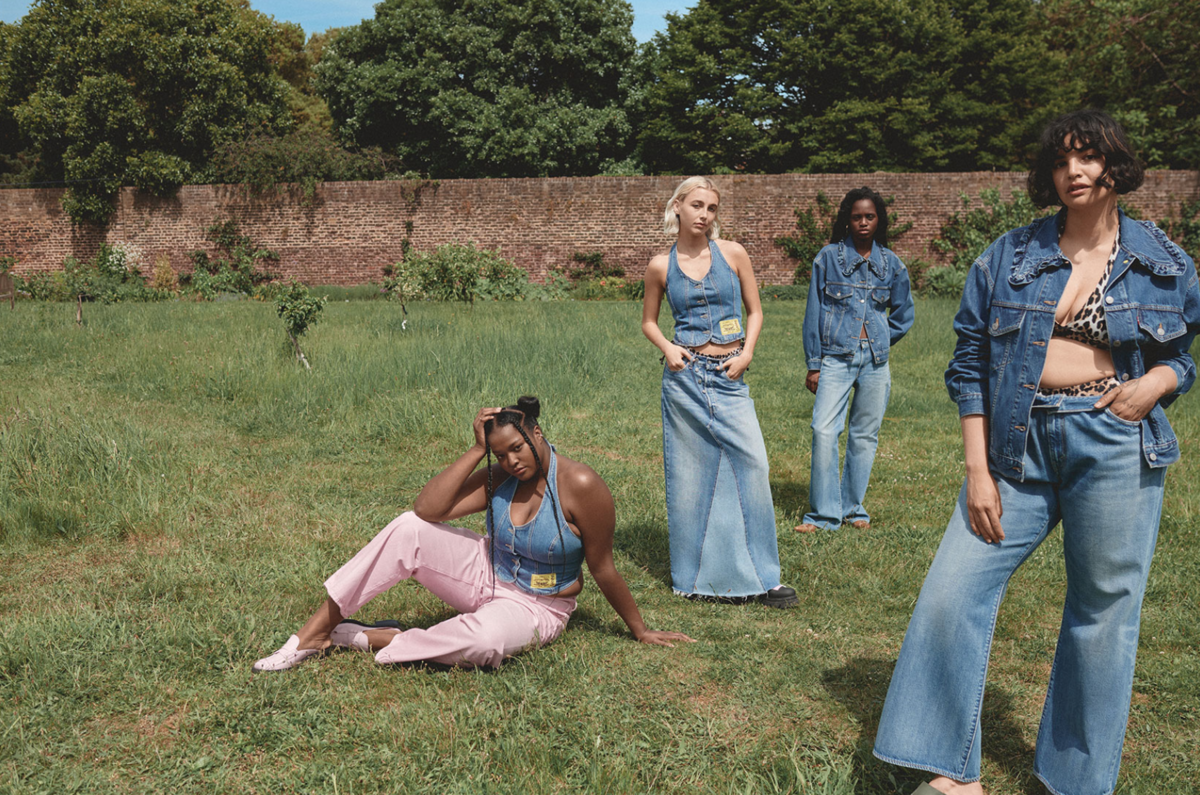 Emma Chamberlain Plays In A Garden In The GANNI X Levi’s Campaign