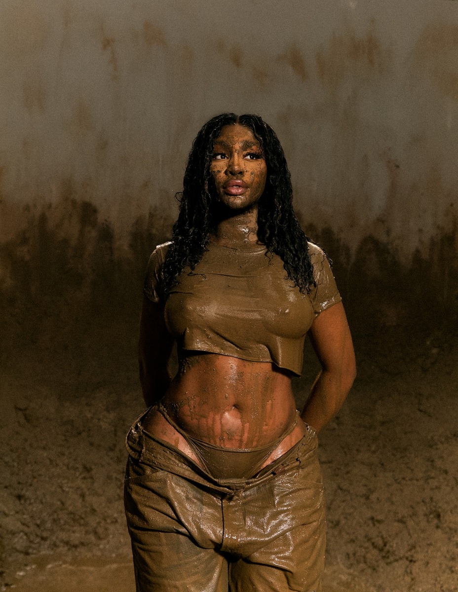 SZA Drops "SOS Deluxe: LANA" With Four New Tracks