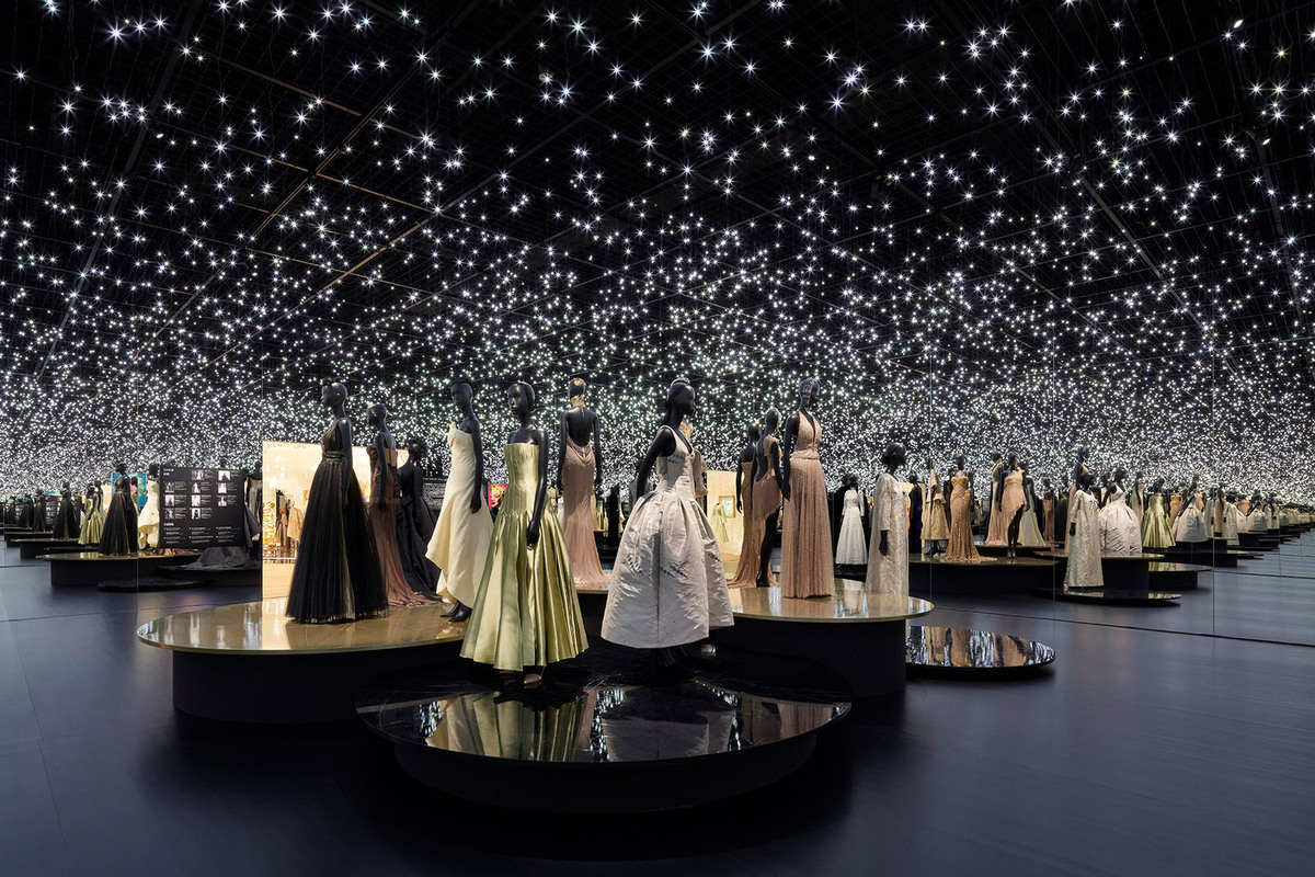 Christian Dior: Designer of Dreams Arrives in Tokyo