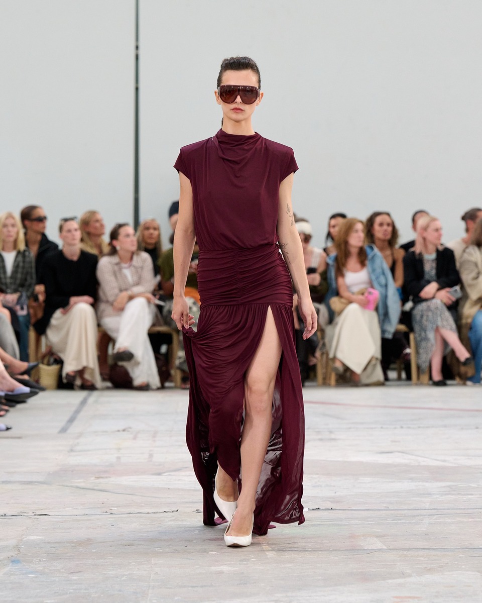 Gestuz’s SS27 Collection Made Me Want To Dress Like I’m In A ’70s Movie