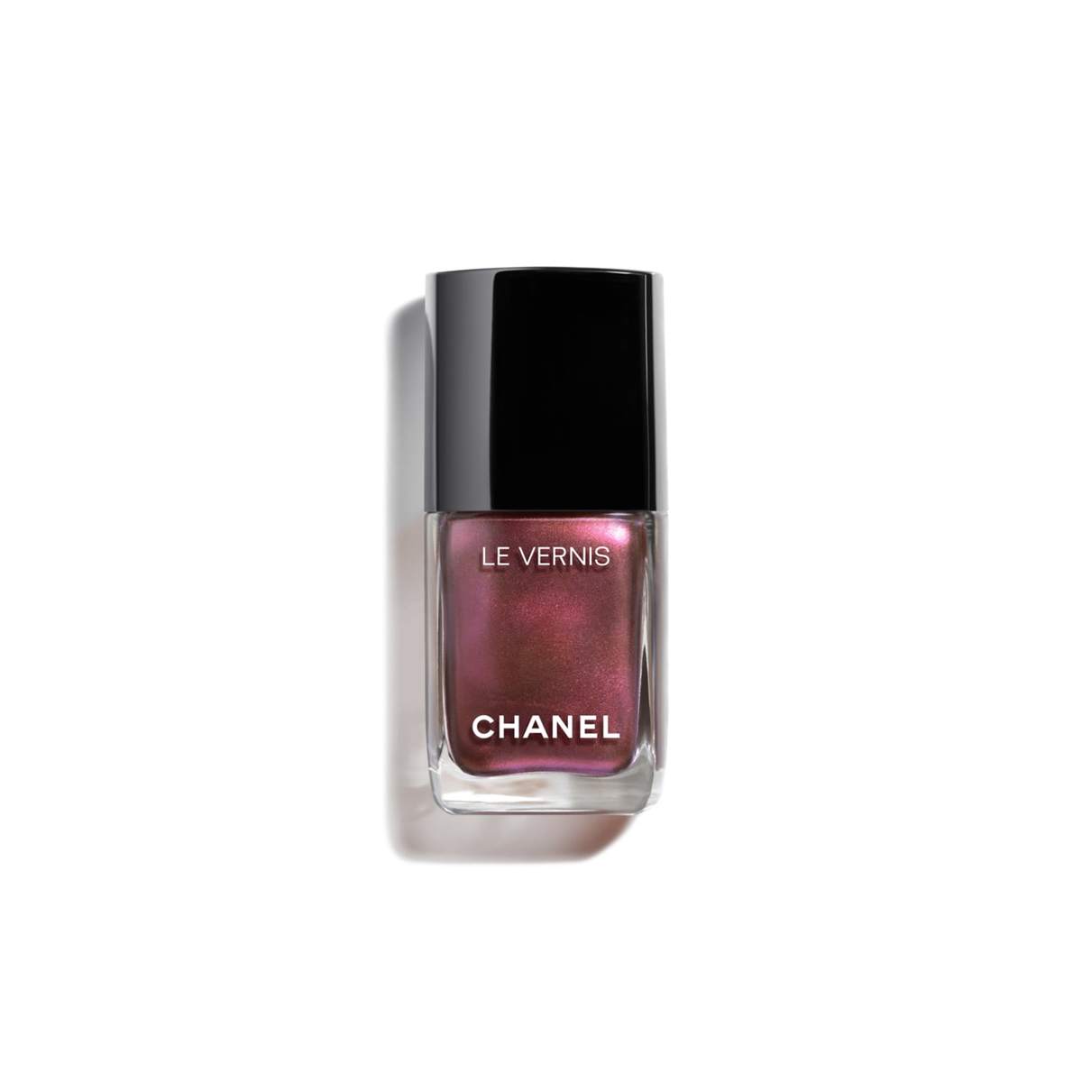 Chanel Beauty Releases 'Le Blanc' Makeup Collection