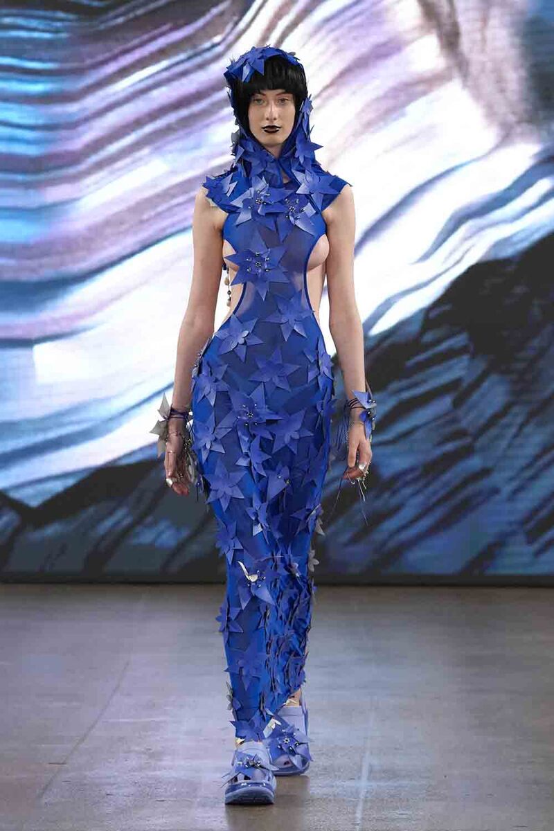 MTG Unveils Fujian "Fisher Women's Culture" Collection at London Fashion Week