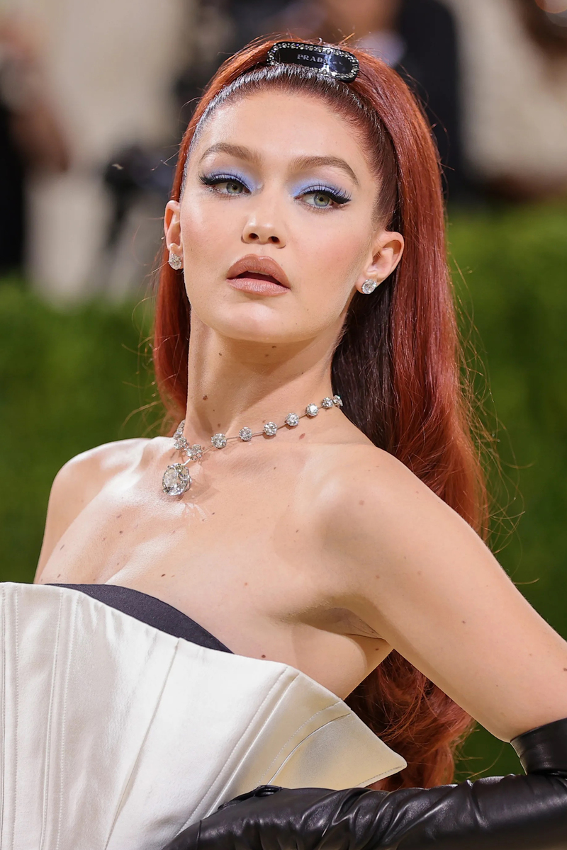 Hair And Makeup Looks At The Met Gala 2021: American Beauty 