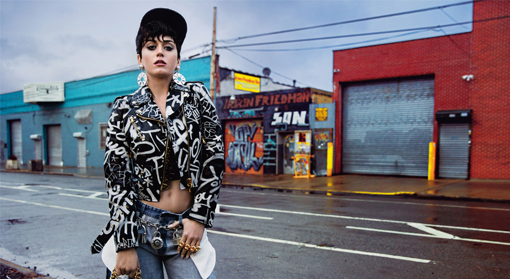 Katy Perry Brings The Dark Horse Forth For Moschino Fw’15