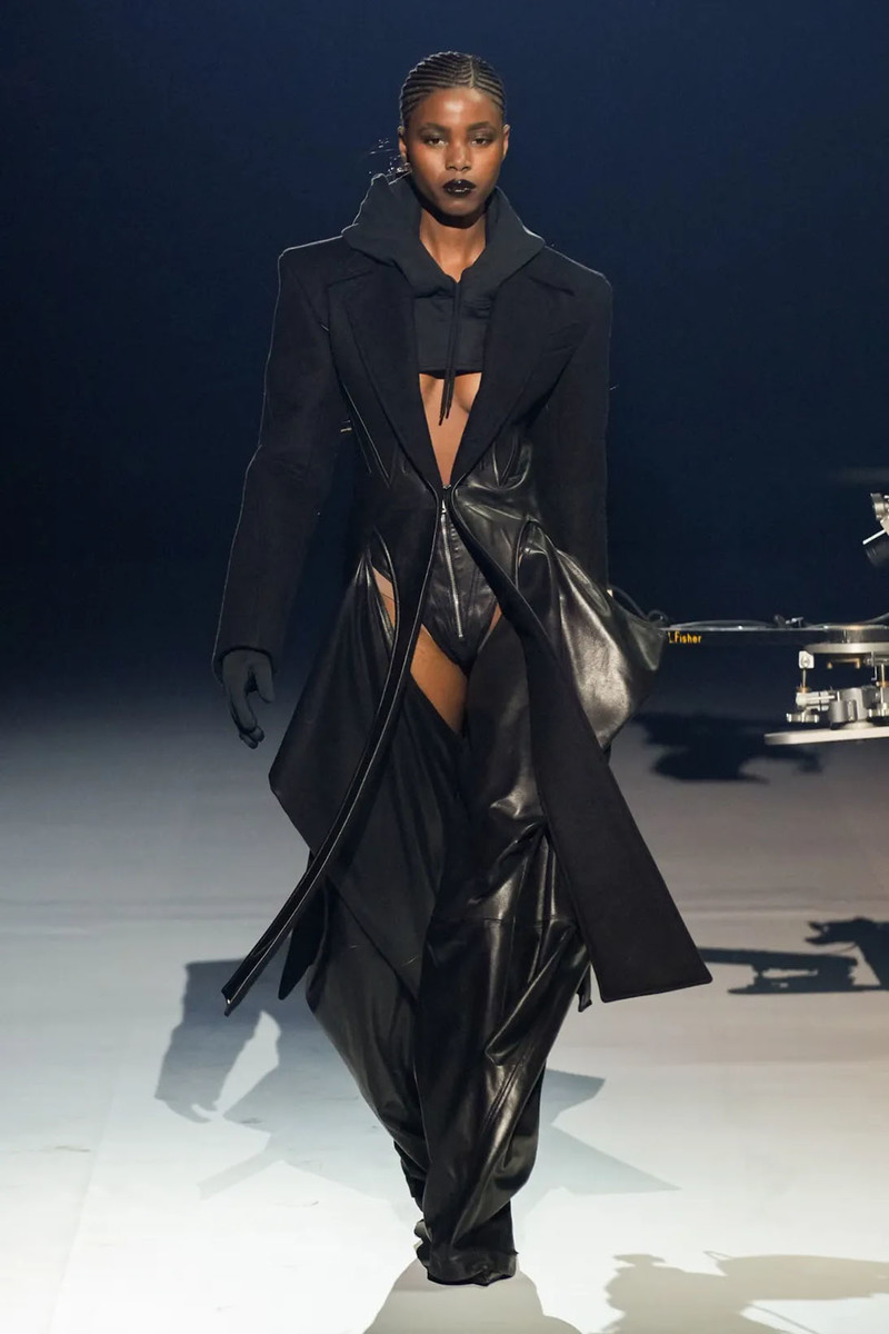 Mugler’s FW23 Runway Return Gave Serious Attitude