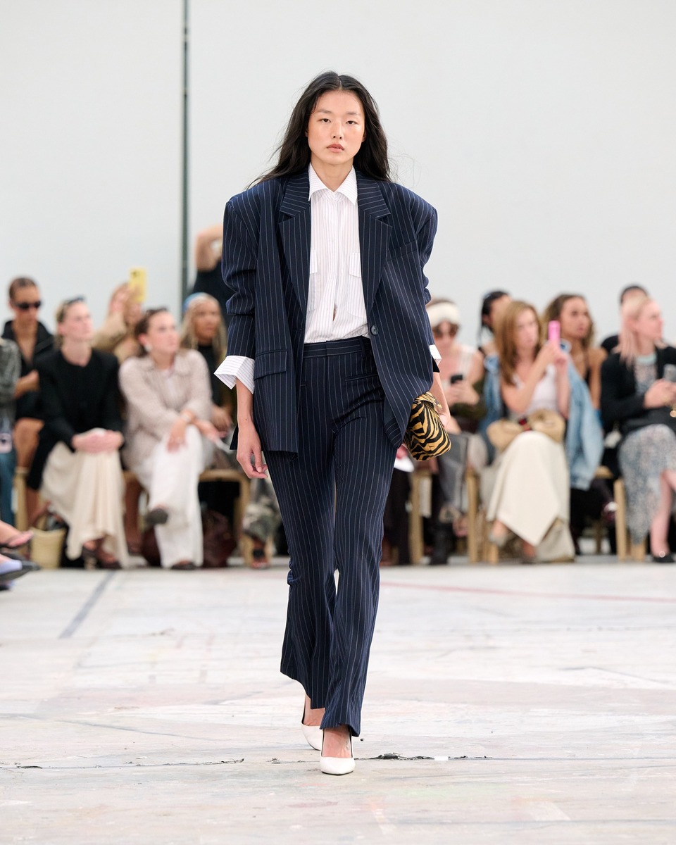 Gestuz’s SS27 Collection Made Me Want To Dress Like I’m In A ’70s Movie