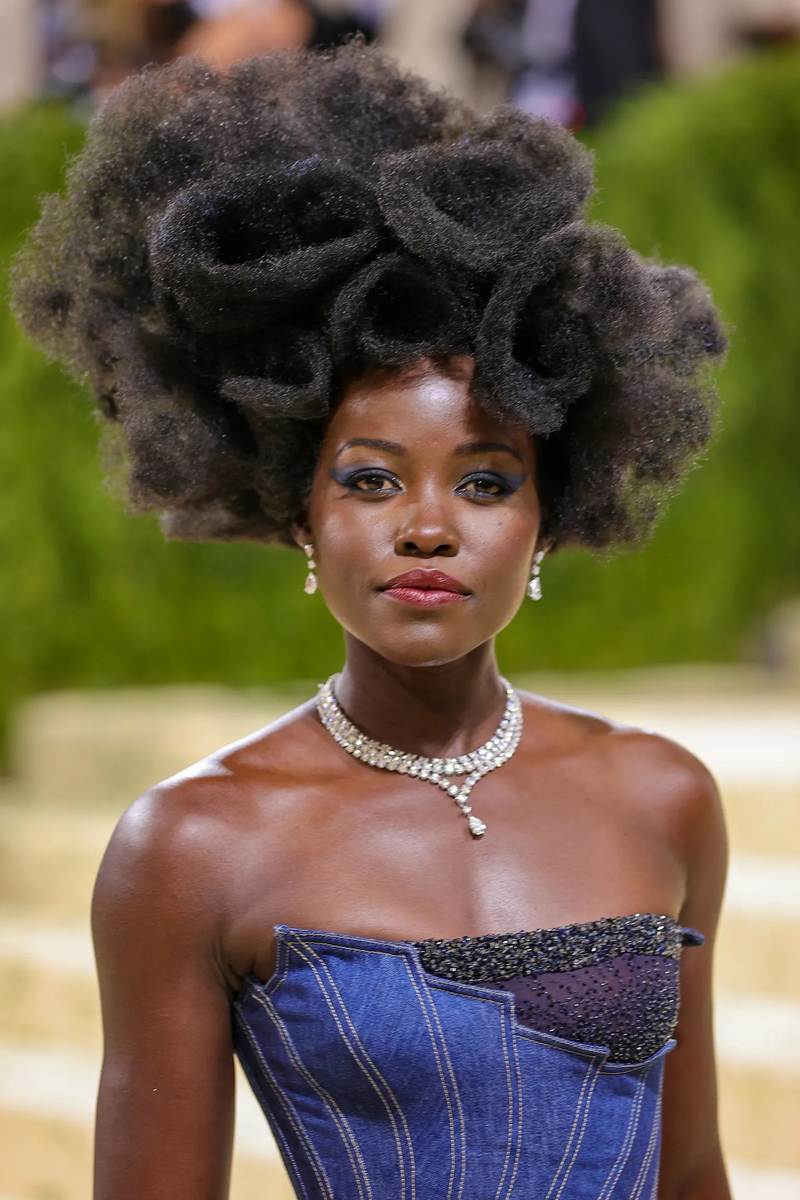 Hair And Makeup Looks At The Met Gala 2021: American Beauty 