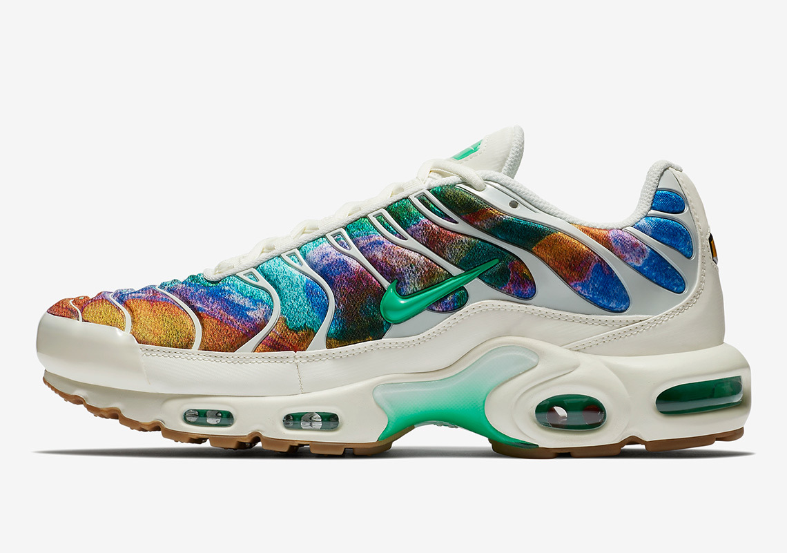 The Vibrant New Air Max Plus Is So Out Of This World