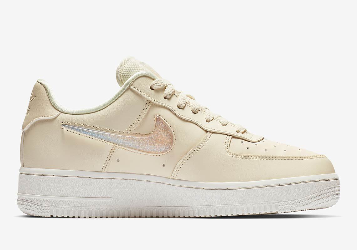 Nike’s Air Force 1 Gets The Jelly Puff Treatment 