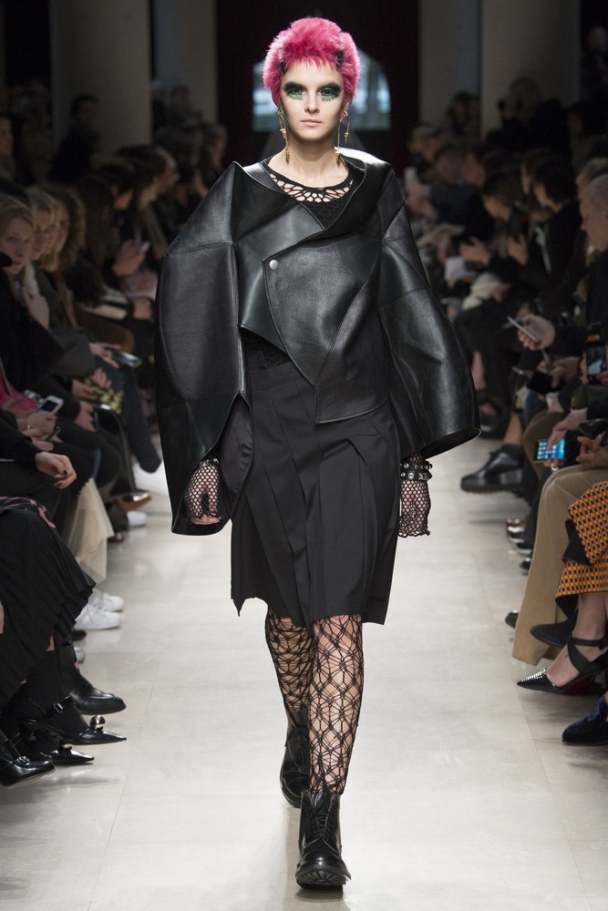 Junya Watanabe RTW Fall 2017 Revisits The World Of Punk Junya Watanabe ...