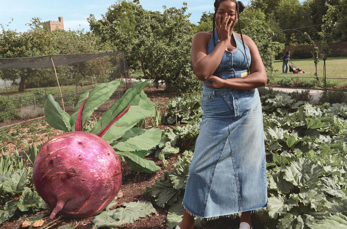 Emma Chamberlain Plays In A Garden In The GANNI X Levi’s Campaign