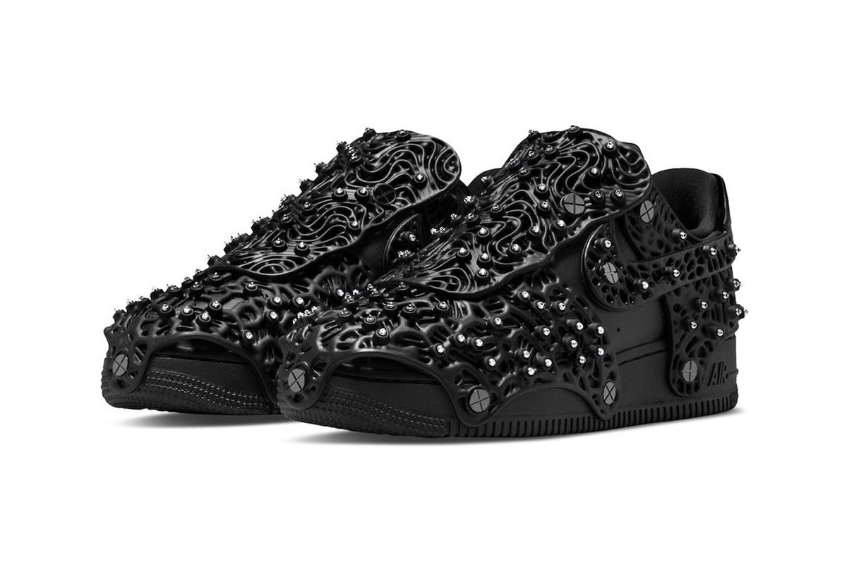 Swarovski x Nike Announce A Sparkly New Collaboration 