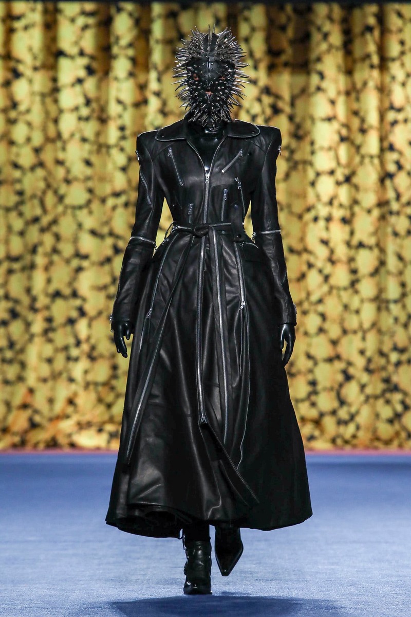 Richard Quinn’s Fall 2020 Collection Was A Mixture Of Glamour And Imagination