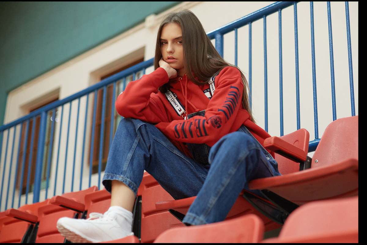 90s Vibes Take To The Court In HBX X Tommy Hilfiger Editorial 