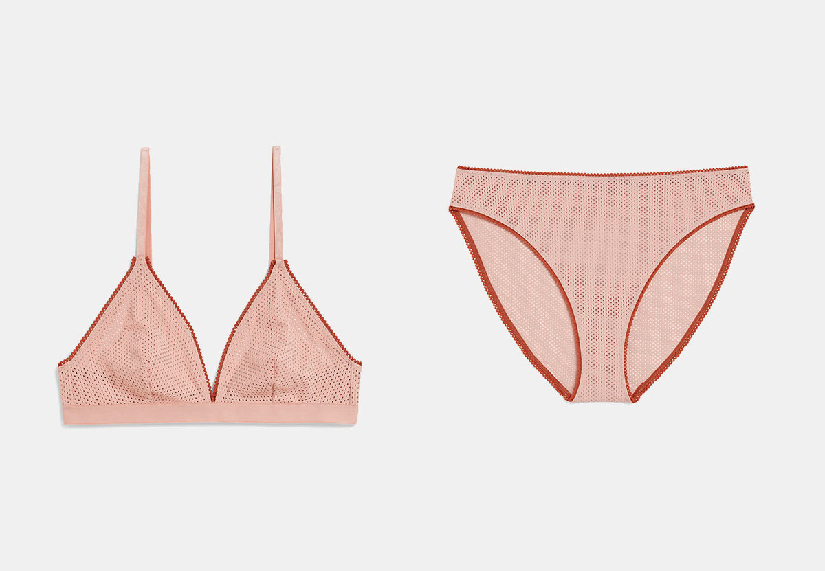 Wrap Your Summer Body In The Most Delicate Underwear