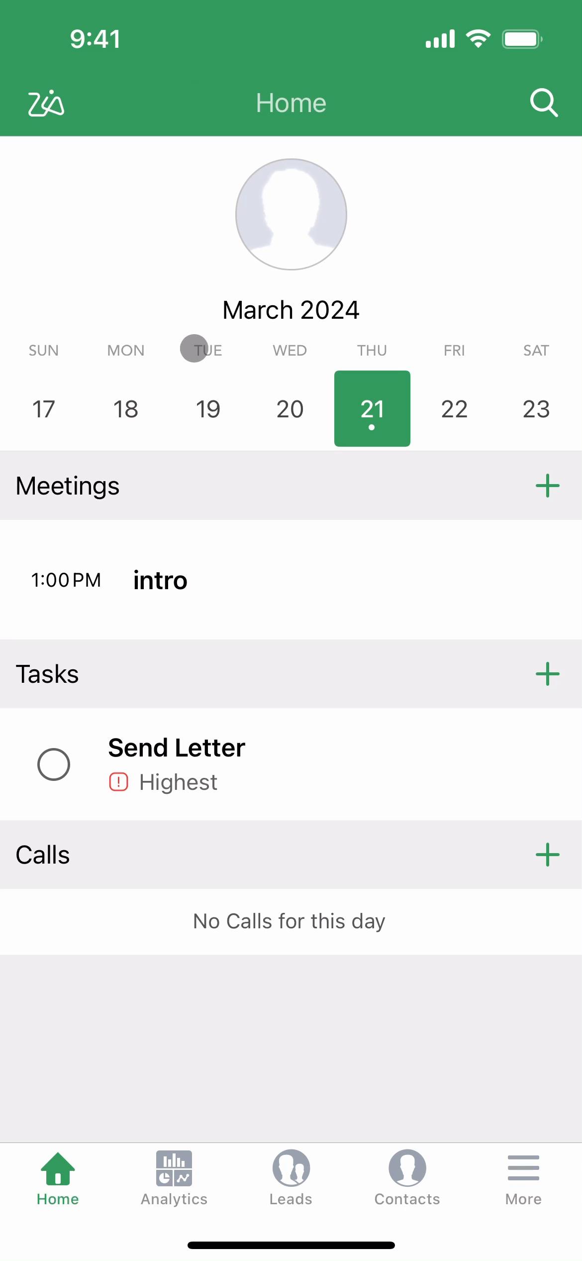 Scheduling a meeting on Zoho CRM video screenshot