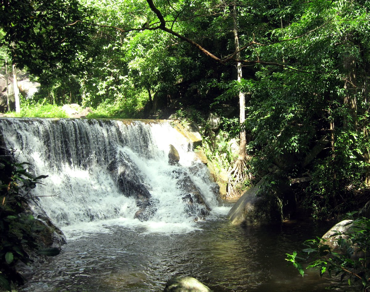 Huai To Waterfall
