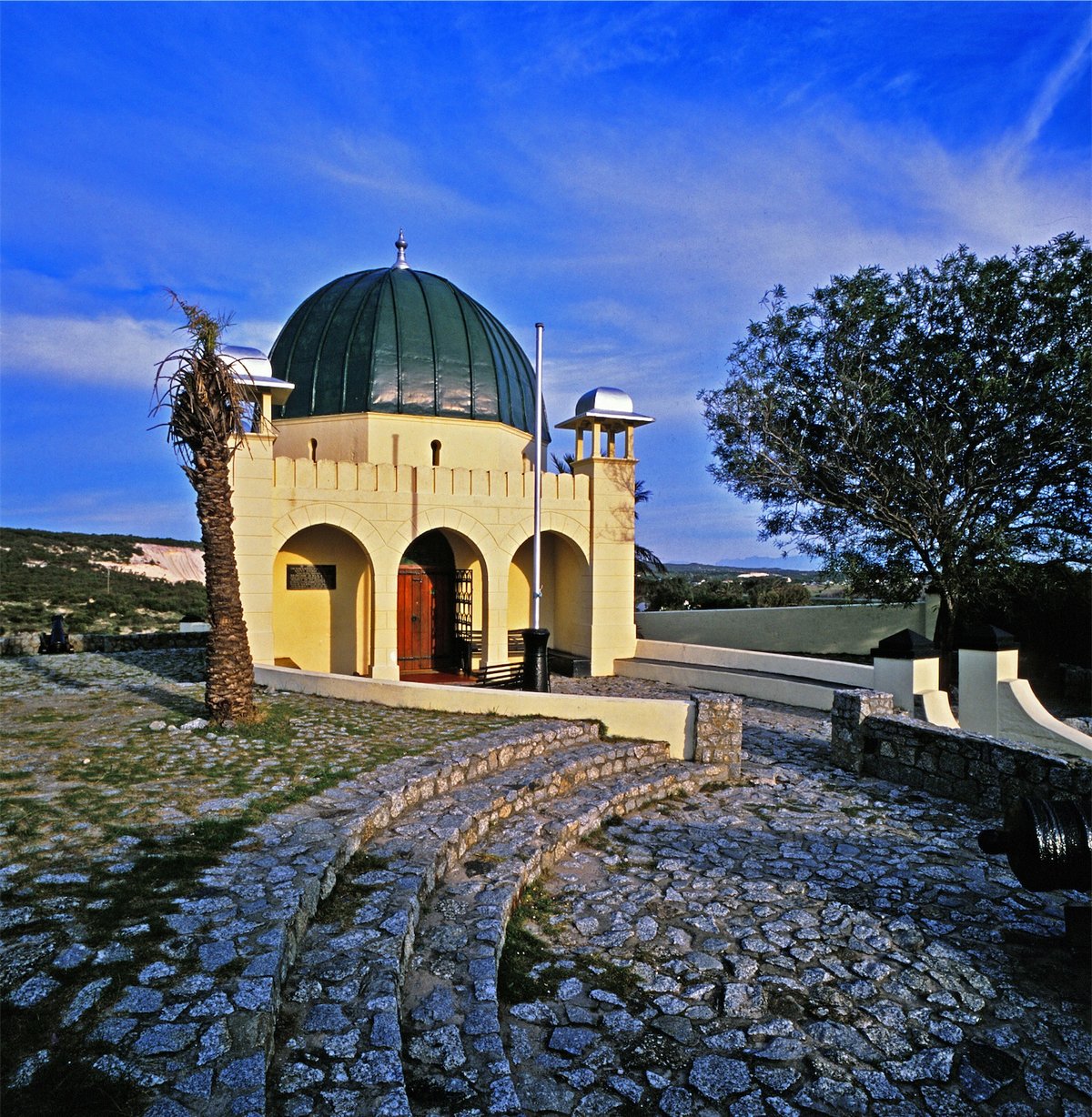 Macassar Beach