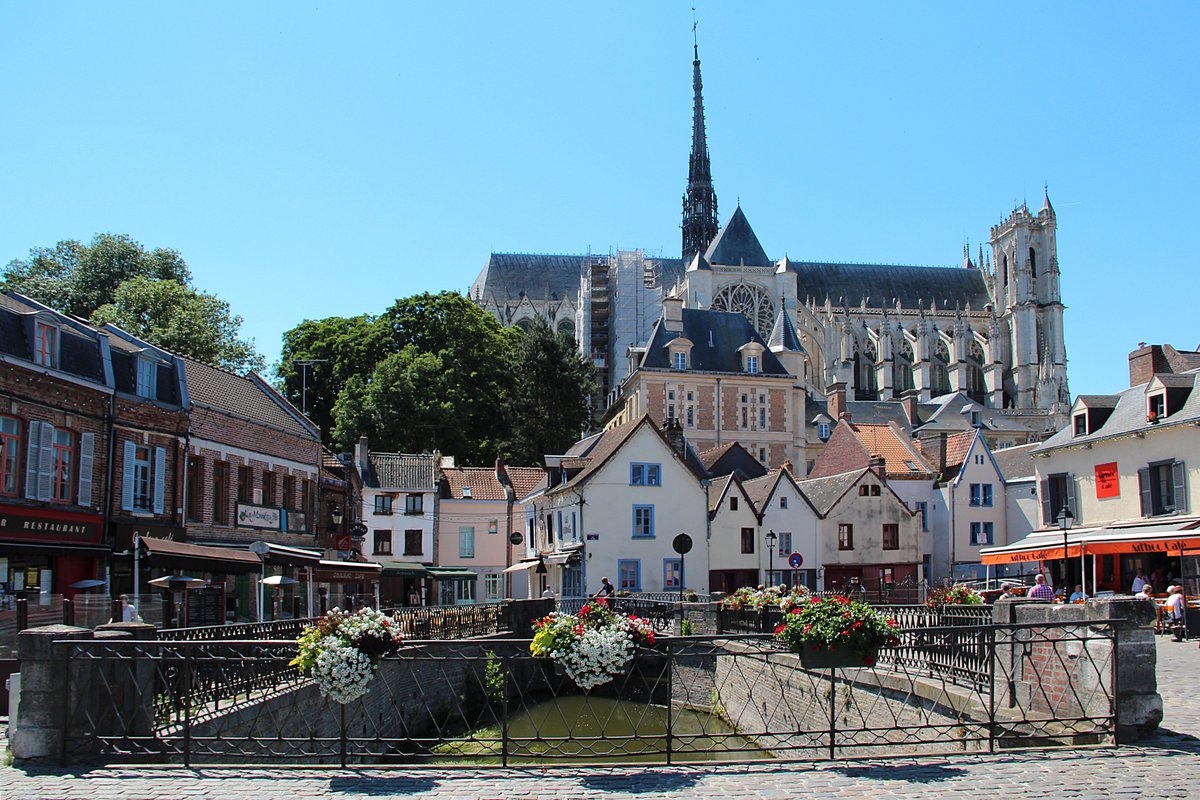 Amiens Hill