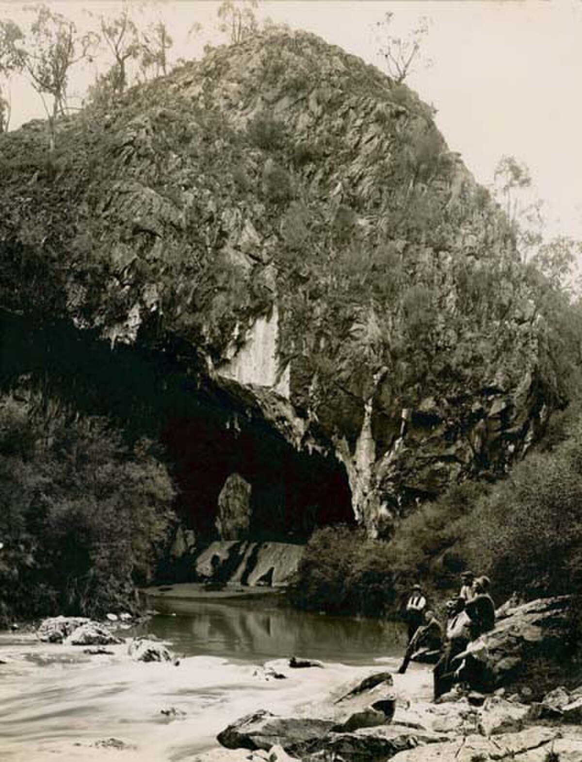 Abercrombie Caves