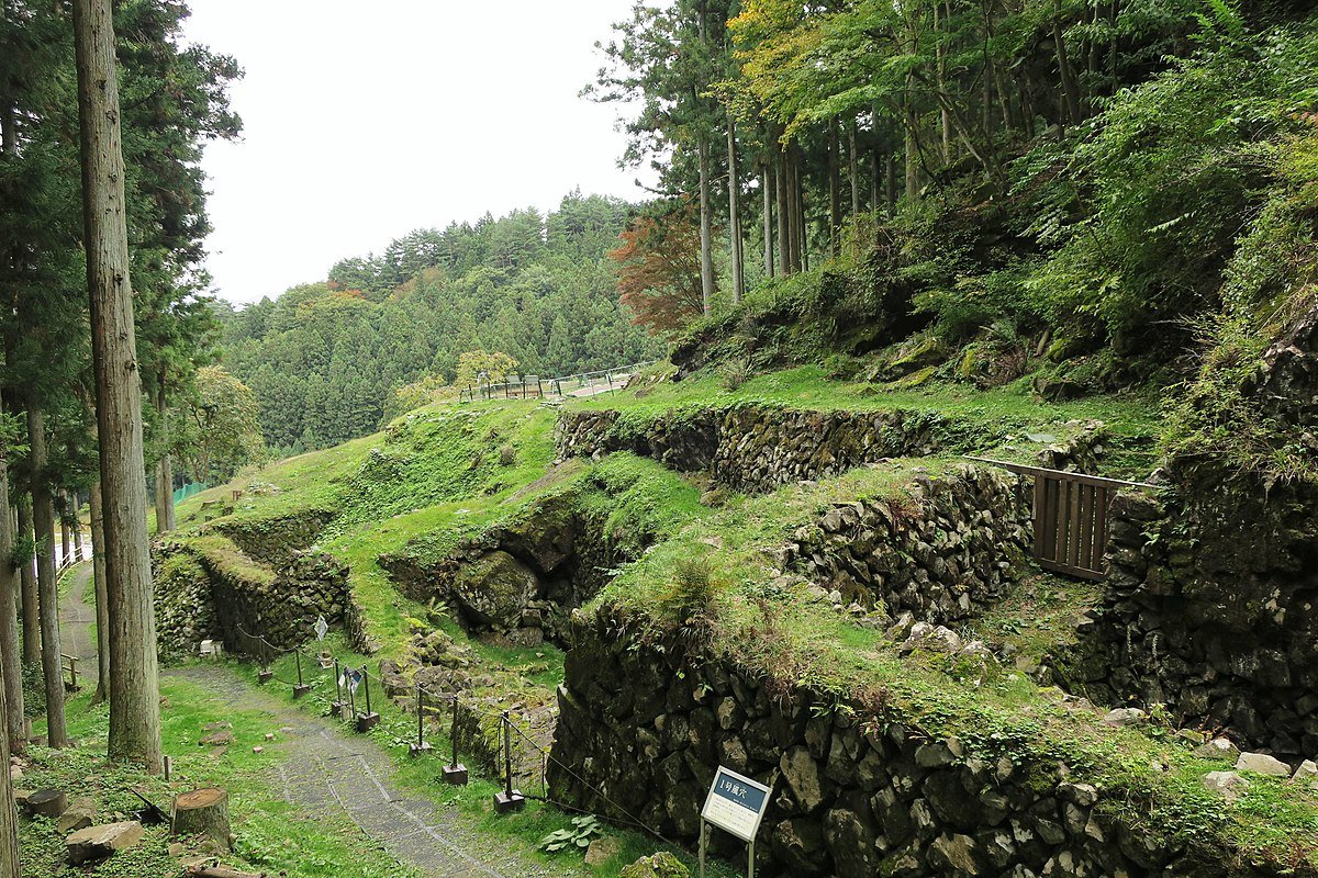 Arafune-Azumaya Cold Storage Facilities