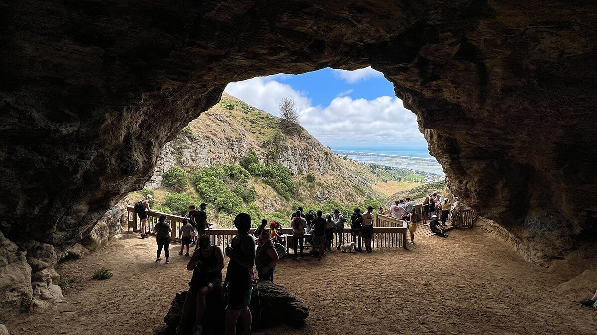 Barnett Park Cave