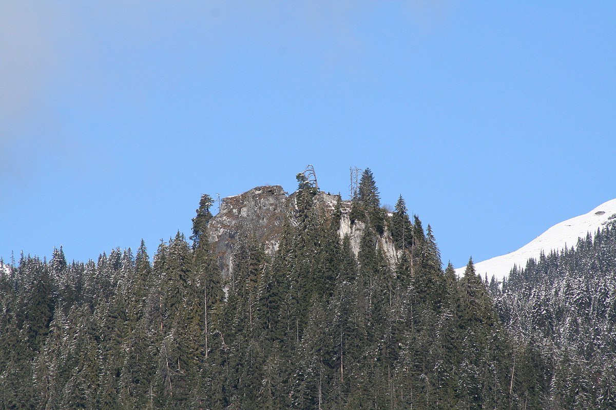 Burg Belmont