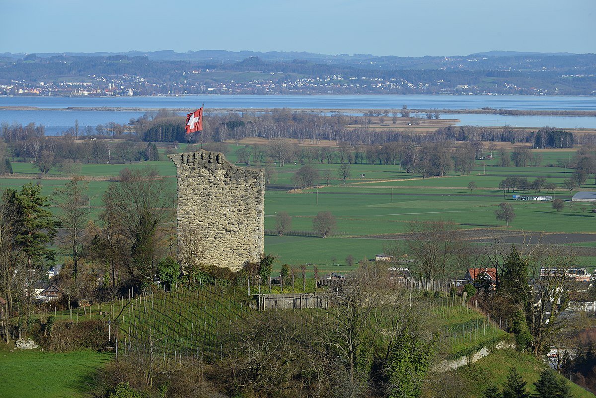 Alt-Rheineck Castle Ruins