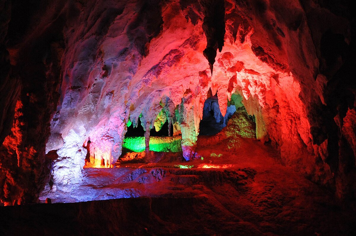 Chifley Cave