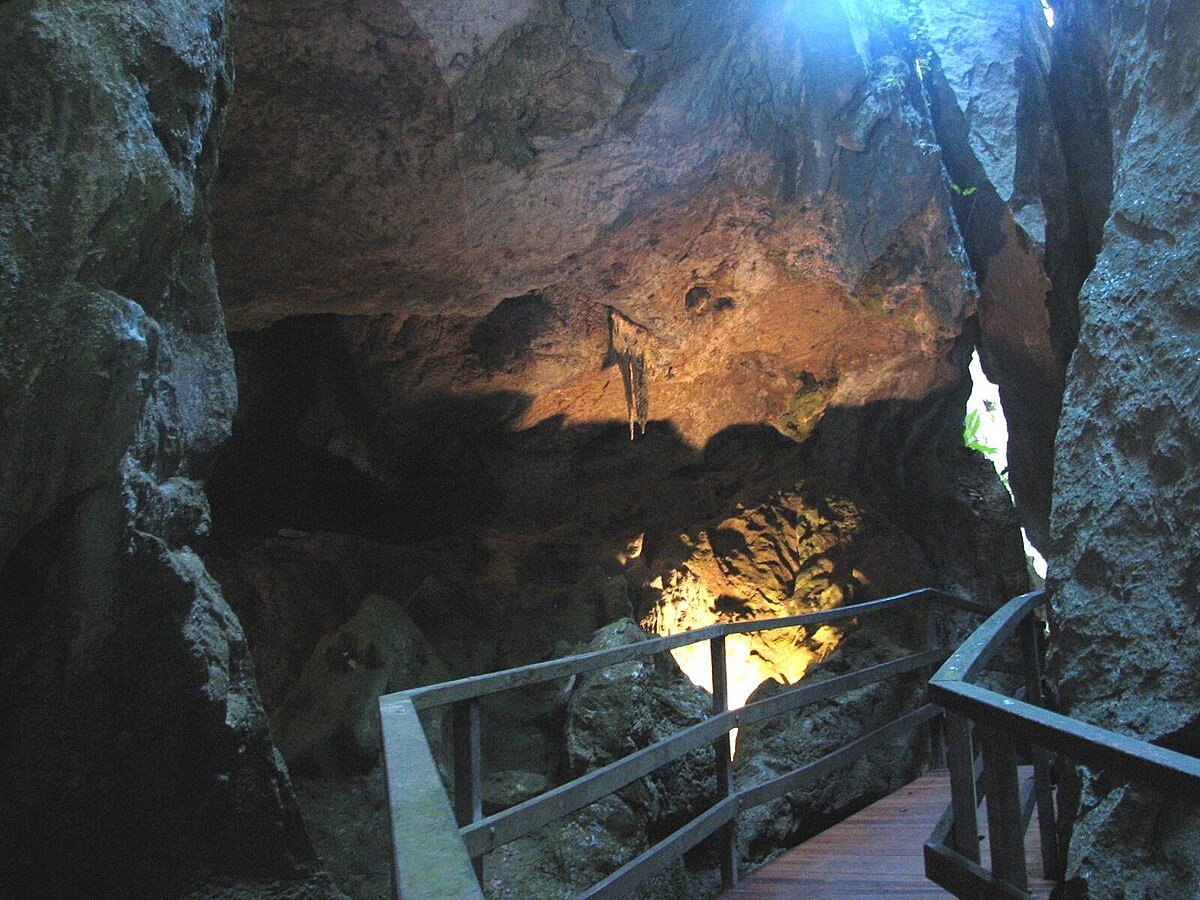Capricorn Caves