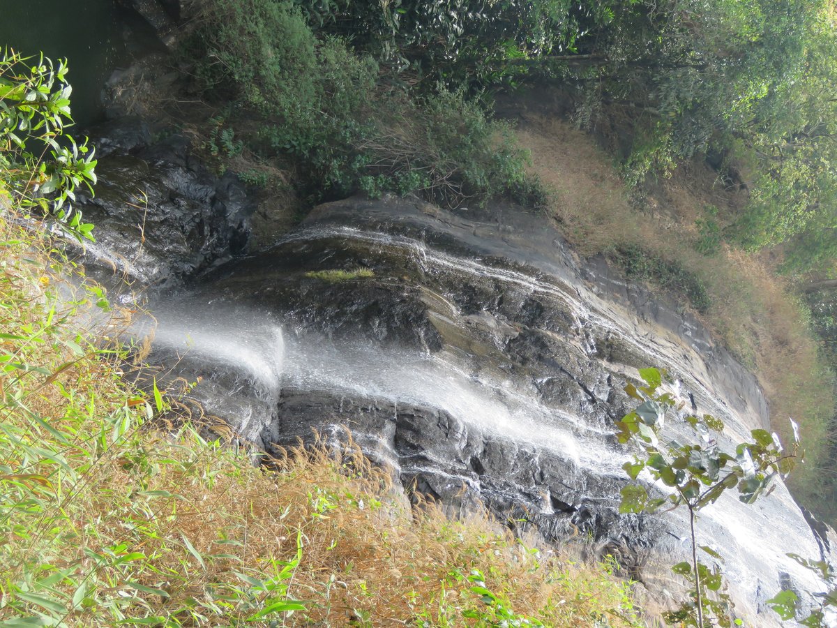 Chelavara Falls