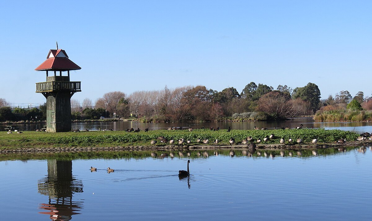 Henley Lake