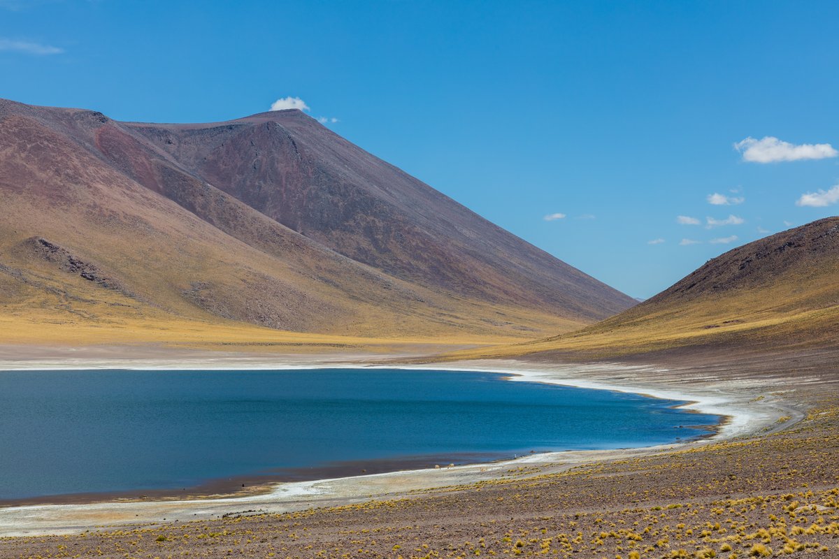 Miñiques Volcano