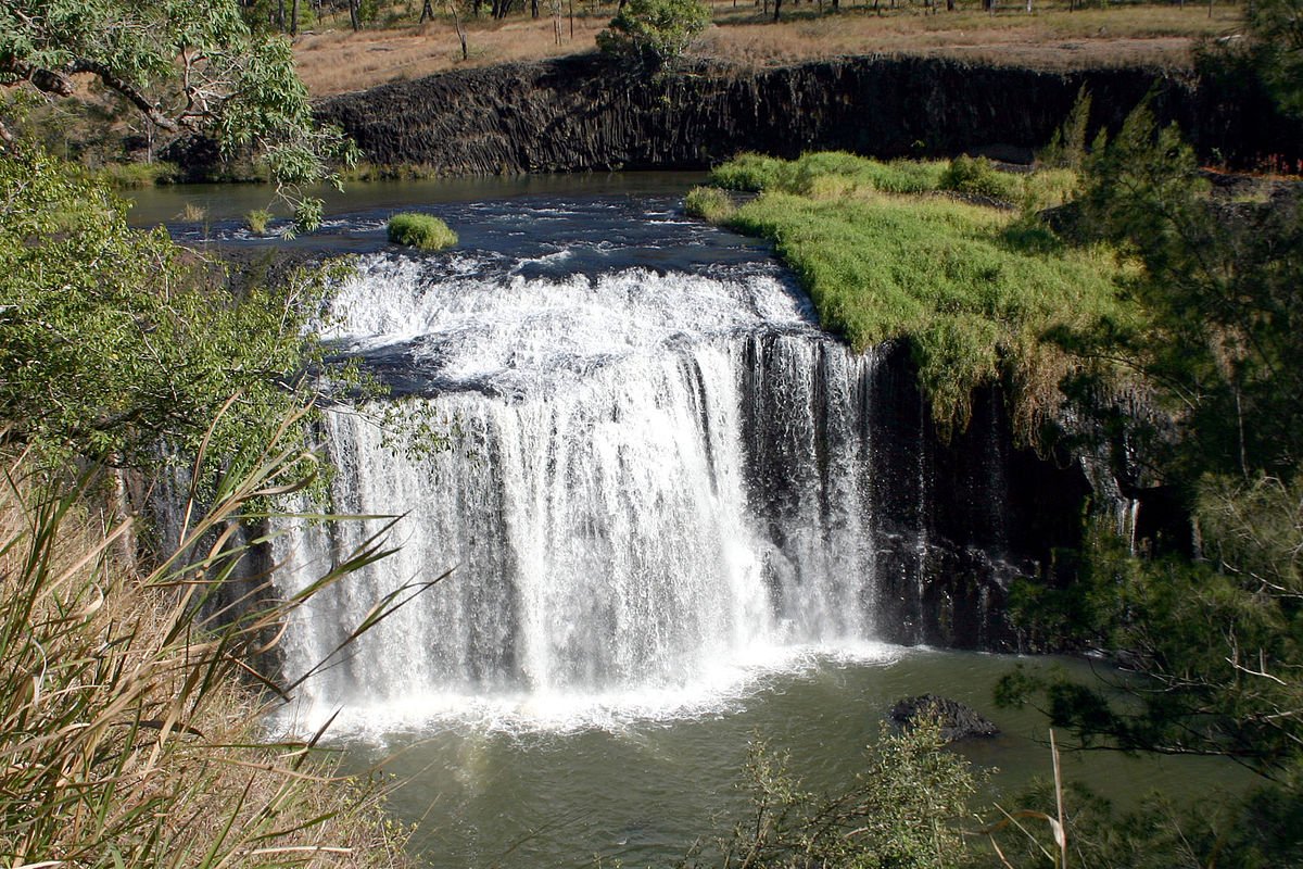Millstream Falls