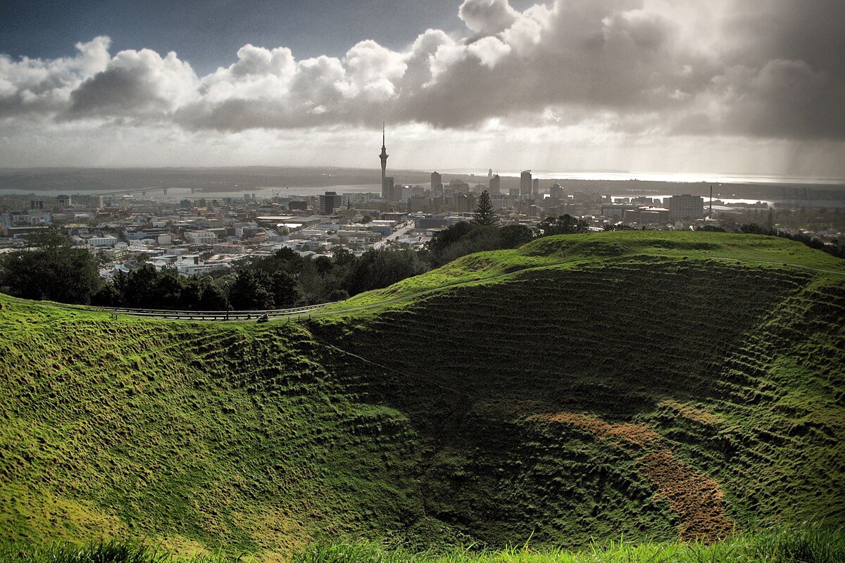 Maungawhau / Mount Eden