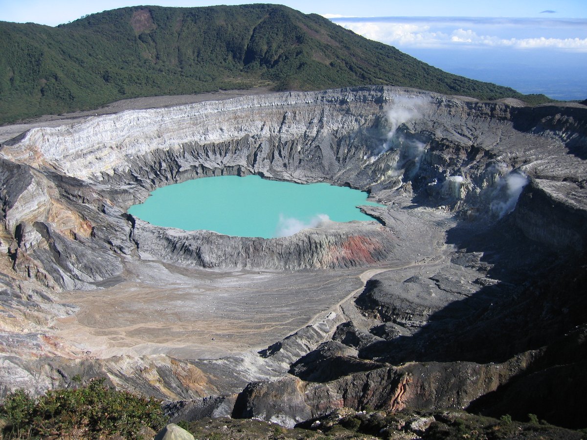 Poás Volcano