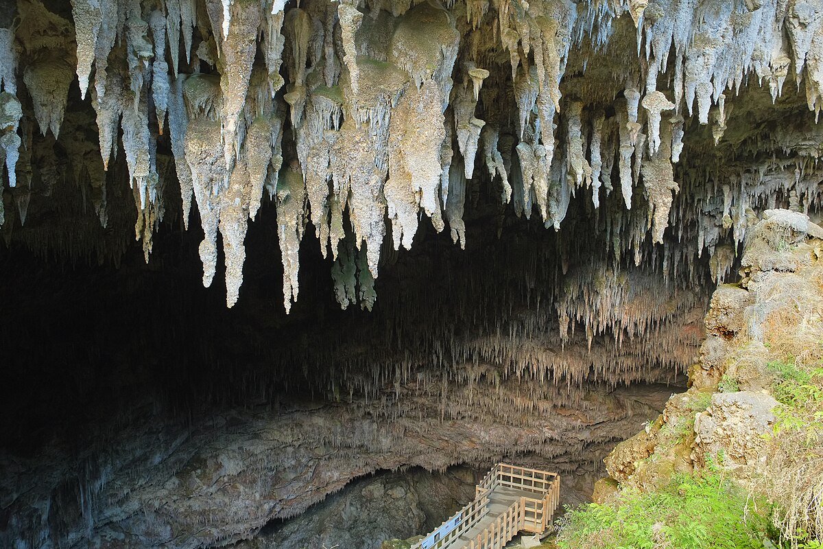Rawhiti Cave
