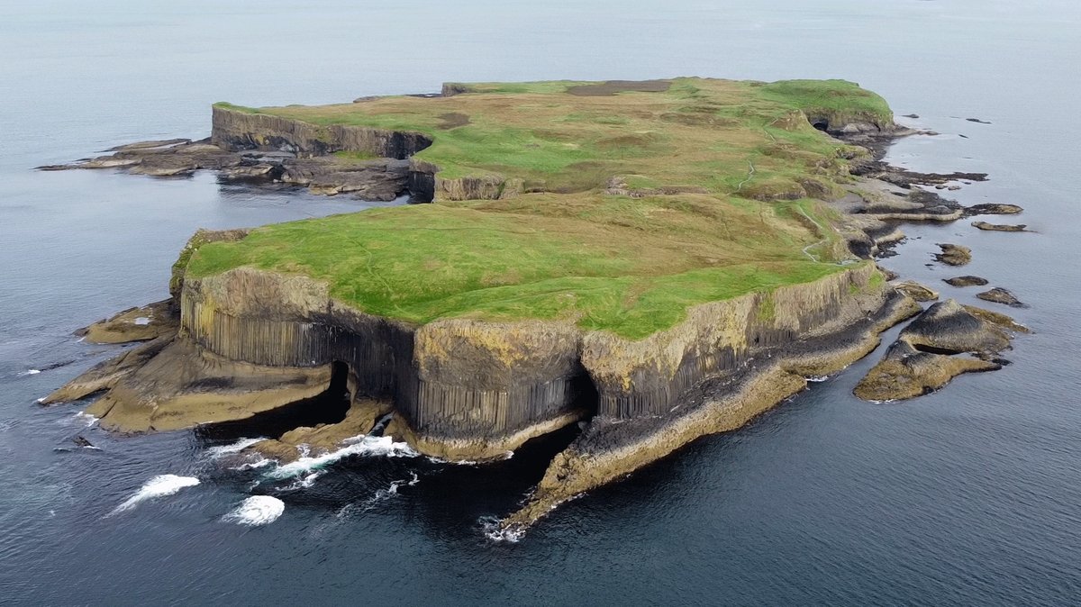 Boat Cave, Staffa